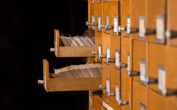 Archivio e consulenza storica